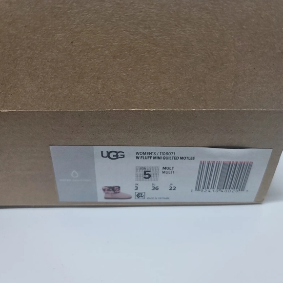 UGG Fluff Mini - Picture 12 of 12